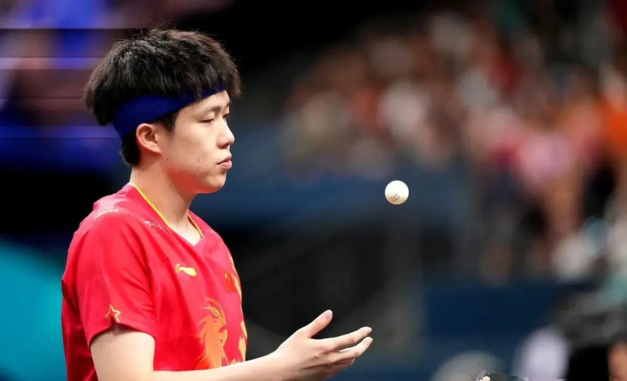 爱游戏官网-JackeyLove在DWG比赛中险胜，重返赛场引发热议！比赛高潮迭起-爱游戏官网